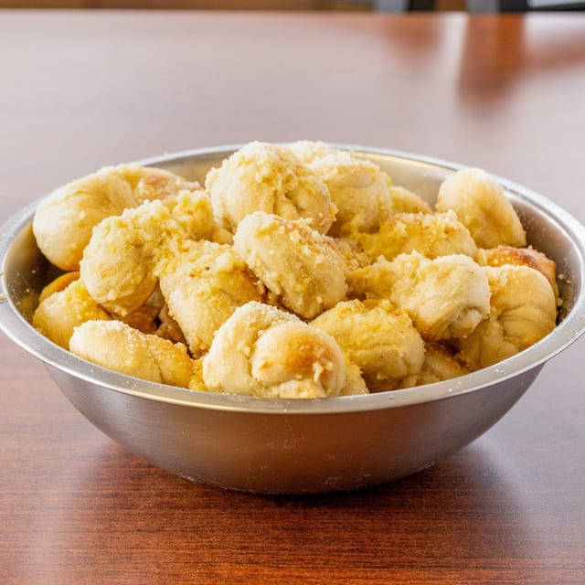 Garlic Knots.