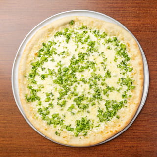 Broccoli & Tomato Pizza